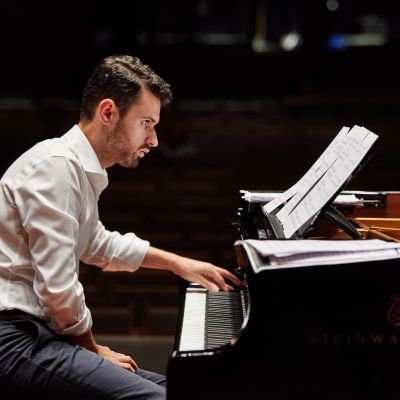 pianist playing piano